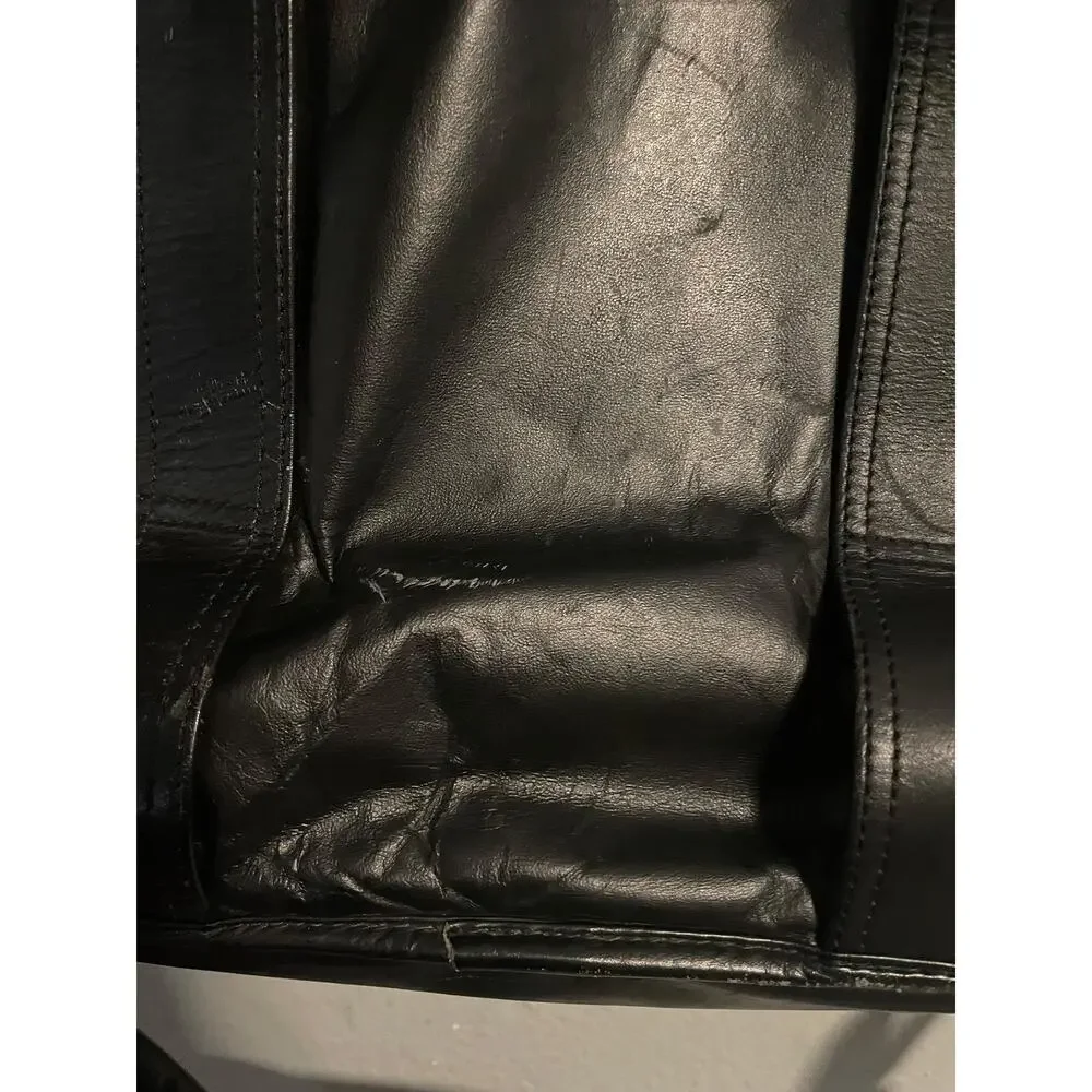 Tumi Black 21